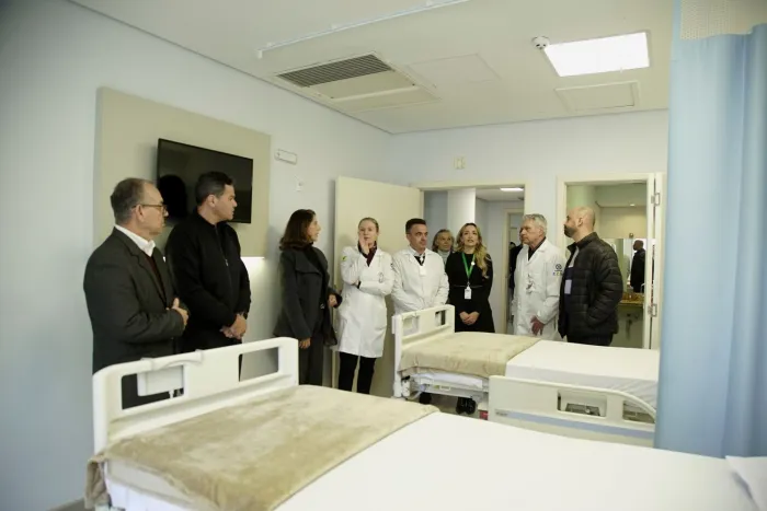 Estado inaugura 16 novos leitos no CEPON e amplia em 25% a capacidade de internação