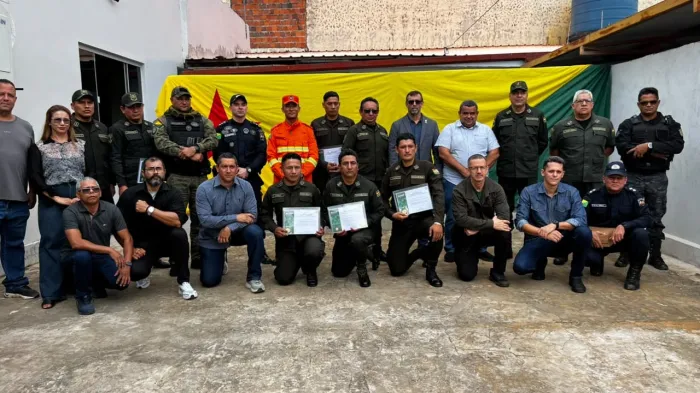 Segurança Pública reafirma compromisso com termo de cooperação entre Brasil e Bolívia durante aniversário de 200 ANOS da polícia boliviana