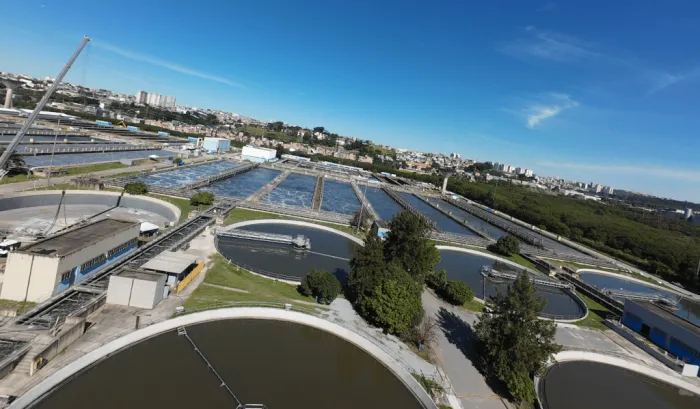 ETE Barueri: Plano de universalização da Sabesp, que prevê cerca de R$ 13 bi em obras foi destaque; iniciativa vai ampliar os serviços de água e esgoto na região. Foto: Paulo Henrique/Governo do Estado SP