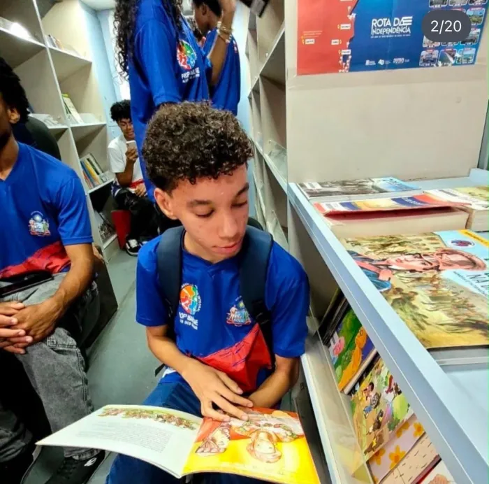 Metrô Bahia recebe Rota da Independência com realidade virtual, livros e memória histórica