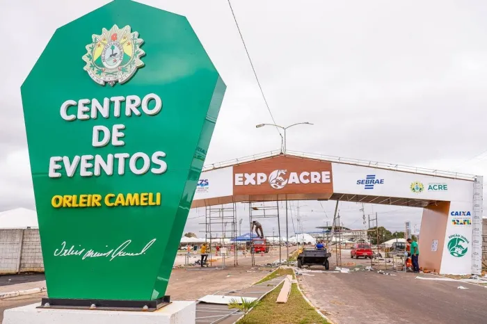 Governo do Acre abre a 21ª Expoacre Juruá nesta terça com show de Natanzinho Lima e programação diversificada