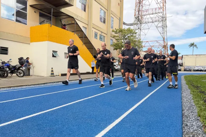 Com aporte de R$ 1,4 milhão, PMPR inaugura pista de atletismo com padrão internacional