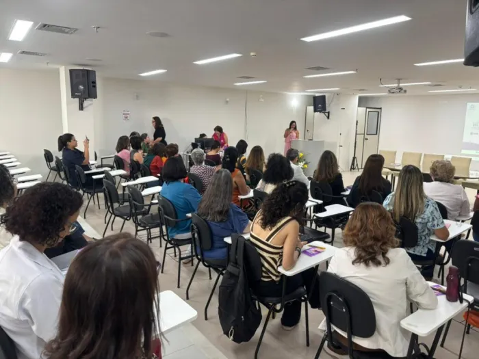 Hospital Agamenon Magalhães celebra os 25 anos do Serviço de Apoio à Mulher Wilma Lessa com debate sobre enfrentamento à violência de gênero