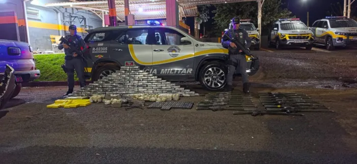 Polícia Militar de SP apreende 18 fuzis que seriam enviados ao Rio de Janeiro