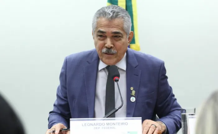 Comissão aprova auxílio para beneficiários do Bolsa Família fazerem cursos de qualificação profissional