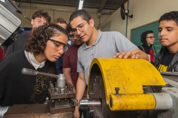 Inscrições para cursos técnicos subsequentes da rede estadual são prorrogadas até sexta-feira