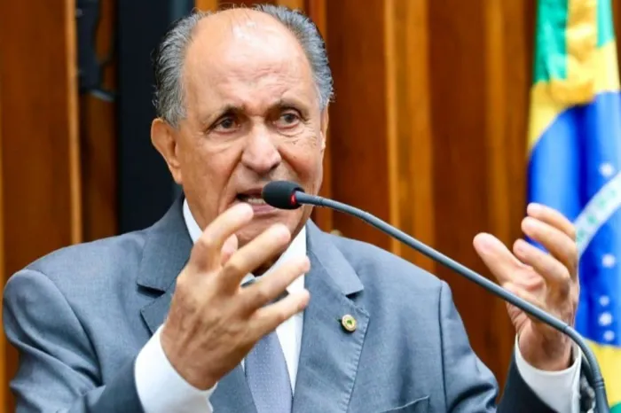 Zé Teixeira propõe ofensiva de segurança após assassinato de PM
