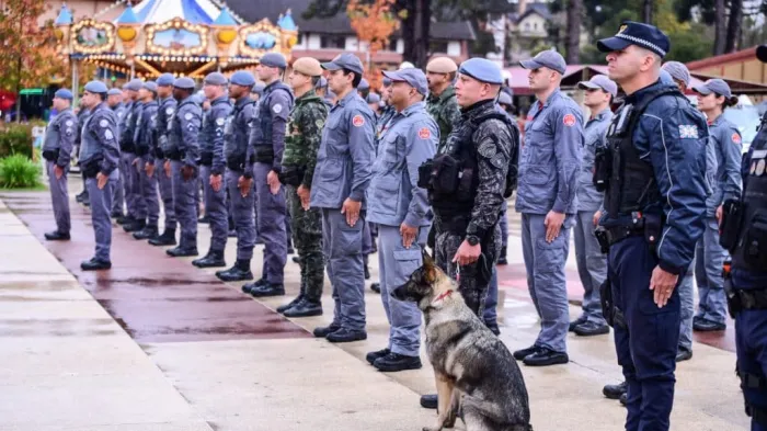 Policiais reforçam a segurança na região de Campos do Jordão. Foto: Divulgação/Governo de SP