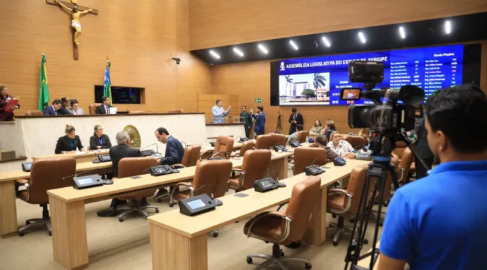 Projeto do Governo de Sergipe que amplia vagas em cargos na área da Saúde é aprovado pela Alese