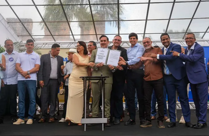 Gustavo Carmo anuncia R$ 36 milhões em investimentos durante aniversário de 173 anos de Alagoinhas