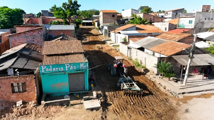 Obras: Prefeitura avança com pavimentação em várias Folhas da Nova Marabá