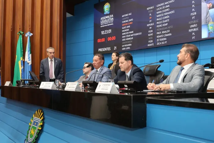 Deputados votam nesta quinta-feira projeto que protege endereço de servidores vítimas de crimes
