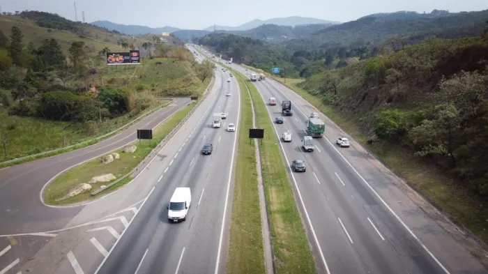 Falta de prevenção faz 3 veículos quebrarem por hora em rodovias de SP, diz concessionária Ecovias Raposo Castello 