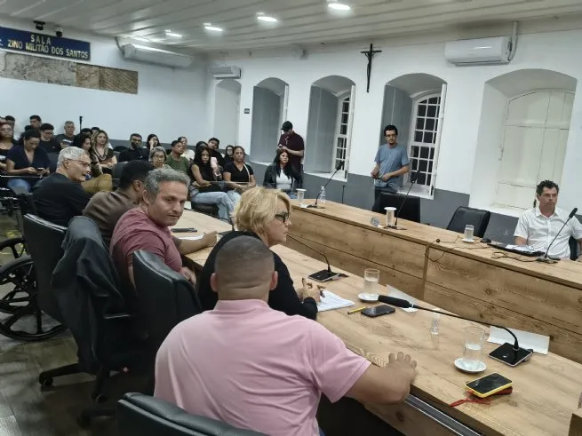 Secretário de Obras presta esclarecimentos na Câmara sobre andamento das obras e prioridades da gestão