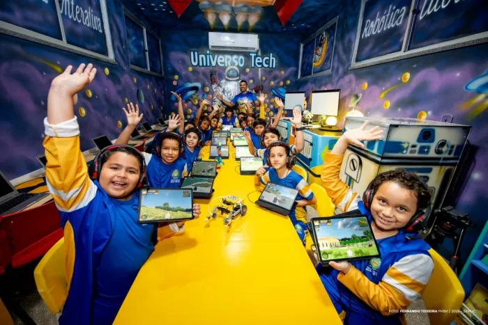 BV 136 ANOS - Educação cada vez mais moderna e inovadora prepara novas gerações para o futuro