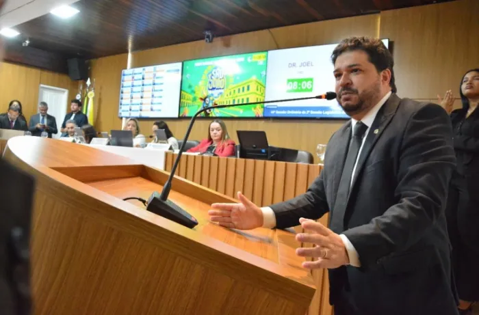 Joel apresenta projeto para proibir controle de vagas de estacionamento em vias públicas por estabelecimentos comerciais