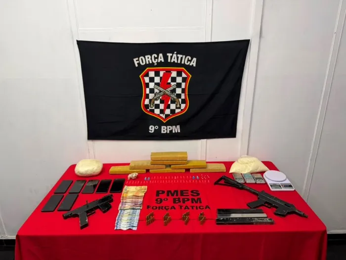9º Batalhão da Polícia Militar realiza duas apreensões de drogas e armas em Cachoeiro de Itapemirim