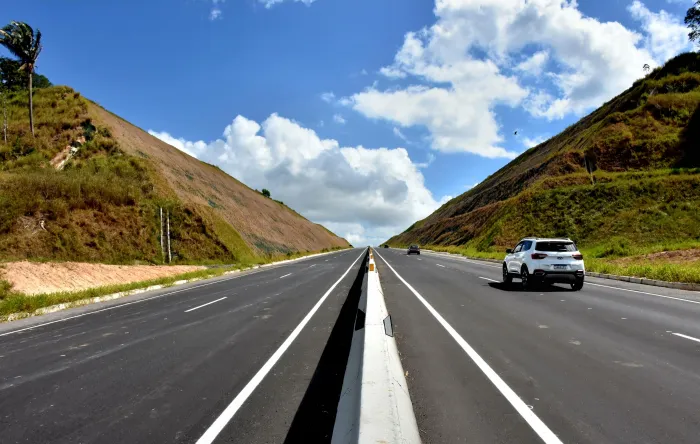 Principais causas dos sinistros de trânsito são a ingestão de álcool, tráfego na contramão, sonolência ao volante e velocidade incompatível com a via - Arquivo Detran/AL e Agência Alagoas