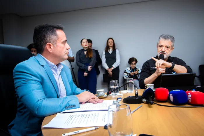 Governador Paulo Dantas com o secretário de Estado da Segurança Pública, Flávio Saraiva - Ascom SSP