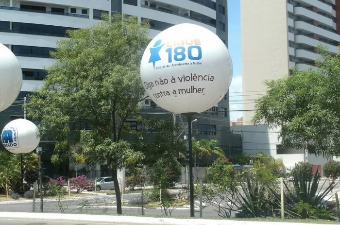 Texto determina que o Executivo faça divulgação em espaços públicos e em meios de comunicação - Foto: SPMulheres