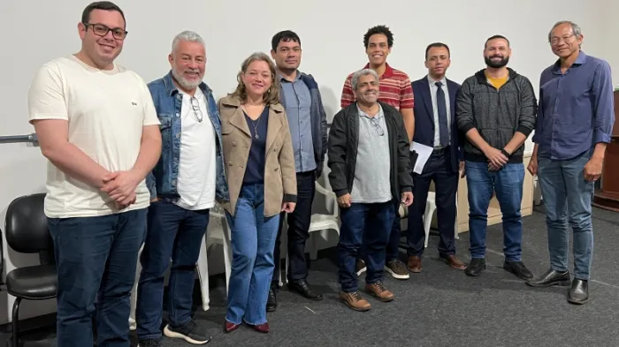 Câmara de Dourados realiza debate sobre hora-atividade a professores de apoio pedagógico