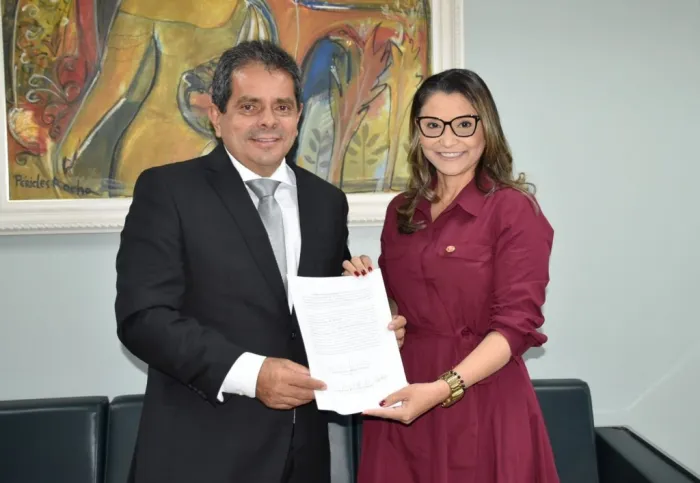 Promotora de justiça é empossada para a Comarca de Imperatriz