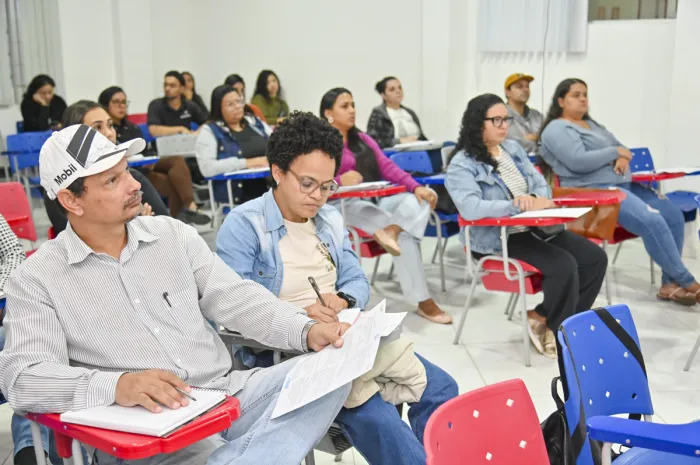 Prefeitura inicia aulões preparatórios para candidatos do programa Quem Aprende, Conquista