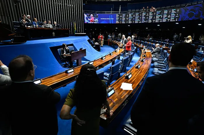 Senado aprova transformação de Cefets de MG e RJ em universidades tecnológicas