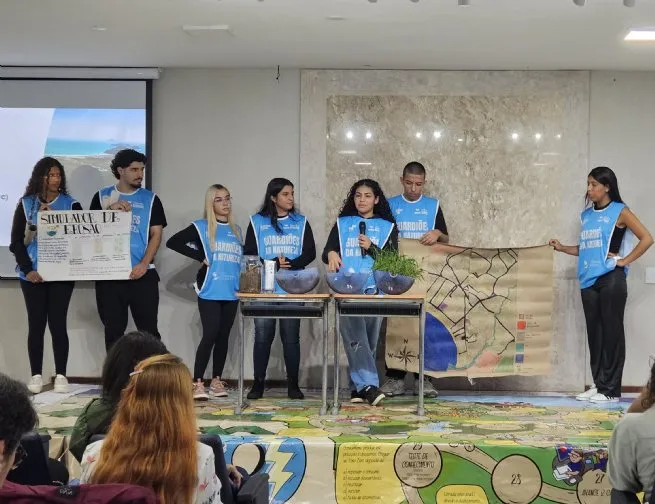 Projeto ‘Escolas Seguras’ leva educação preventiva sobre crise climática a estudantes da Costa Sul 
