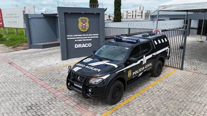 Polícia Civil e Gaeco prendem mulher integrante de facção investigada por lavagem de dinheiro