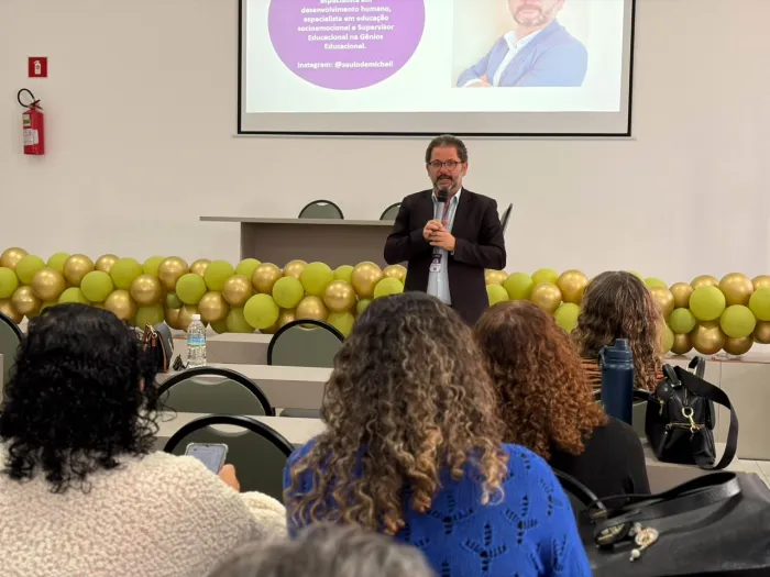 Workshop fortalece práticas de liderança entre gestores escolares