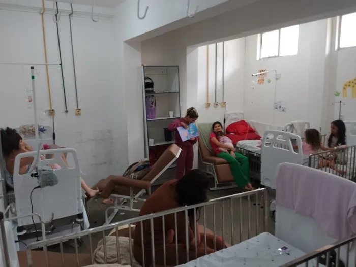 Grupo da Unigrad realiza atividades psicopedagógicas com crianças internadas no Hospital Municipal Esaú Matos