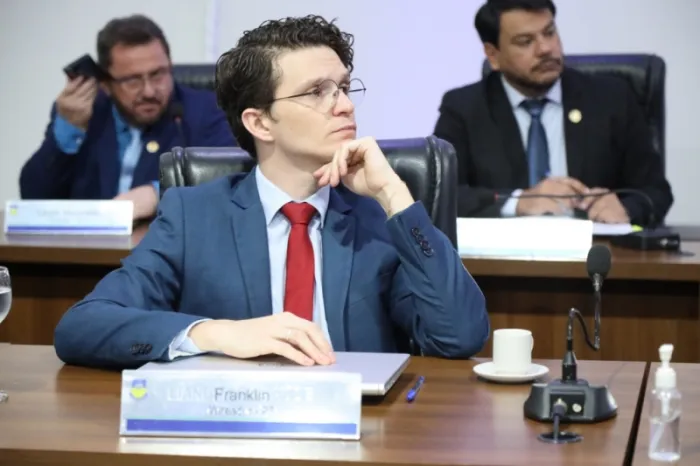 Franklin cobra fortalecimento da rede de proteção às crianças e adolescentes vítimas de violência em Dourados