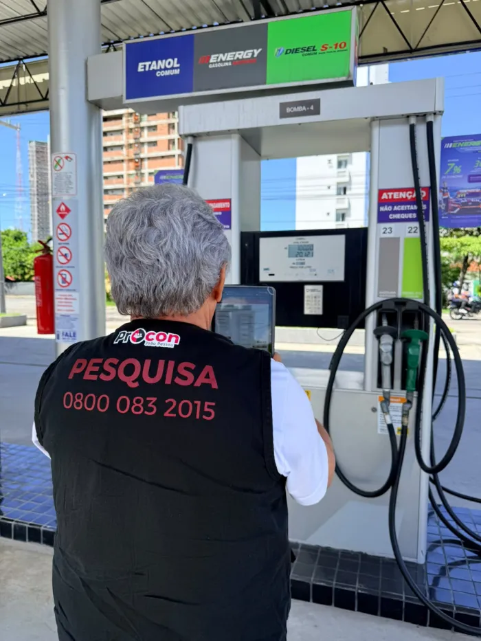 Procon-JP encontra gasolina oscilando entre R$ 6,17 e R$ 6,90; preço do álcool cai R$ 0,30