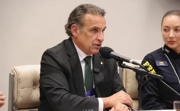 Comissão aprova penas mais rígidas para corridas ilegais perto de escolas e hospitais