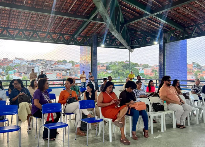 Audiência pública debate investimentos na educação de Lauro de Freitas