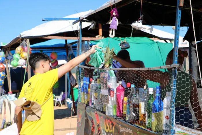 Maraverão 2026: Praia do Tucunaré recebe ações integradas de conscientização ambiental, fiscalização sanitária e limpeza