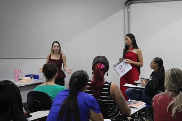 Sejuv inicia curso gratuito de cílios fio a fio 