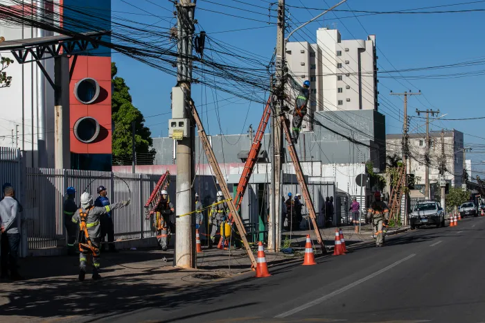 Procon orienta população a cobrar reparação por falhas de internet e telefonia