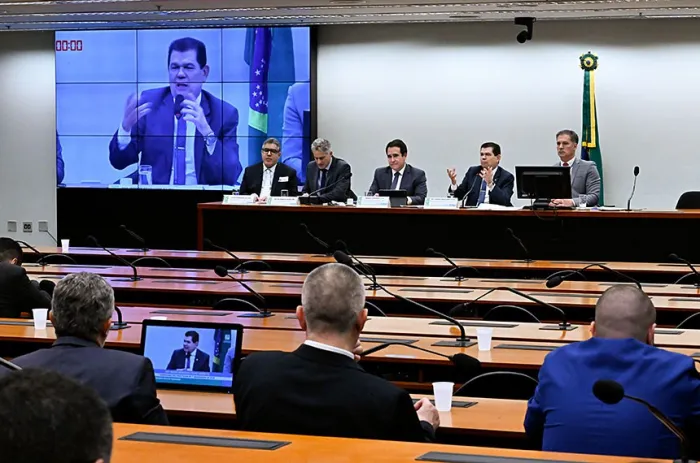 Reunião da Comissão Mista de Orçamento, em julho - Foto: Waldemir Barreto/Agência Senado