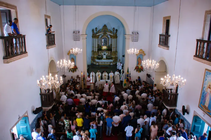31/7/2026 - Especial Lauro 64 Anos: Fé e gratidão marcam oficialmente o aniversário de Lauro de Freitas