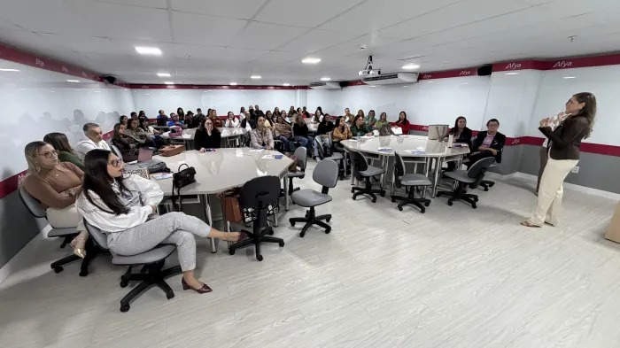UBS Régis Pacheco capacita equipes para acolhimento de mulheres, crianças e adolescentes em situação de violência