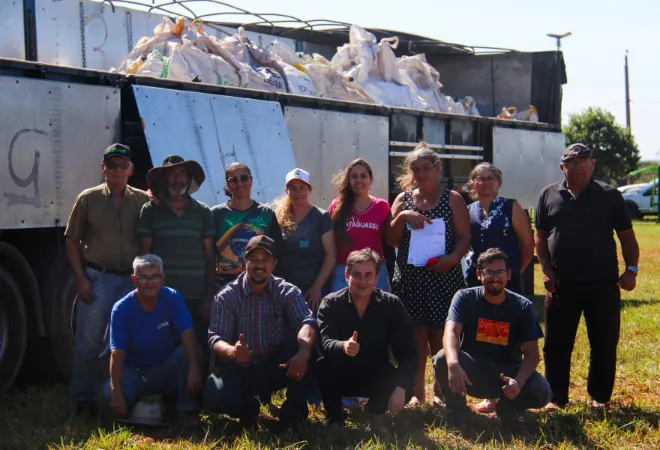 CUIDANDO DA NOSSA TERRA: Programa é retomado e garante transporte gratuito de calcário para agricultores familiares