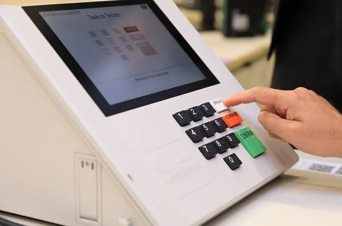 Votos em branco e nulos não interferem no resultado das urnas