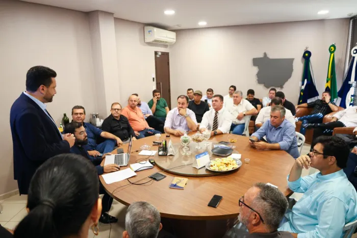 Prefeitos aprovam alterações no estatuto da AMM e fortalecem representação municipalista