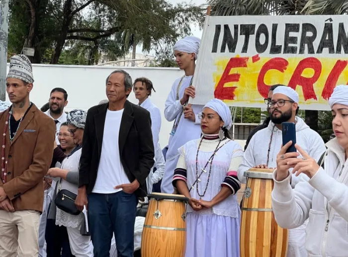 Ishy questiona critérios da Prefeitura para alvará de templos religiosos