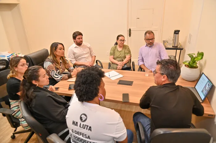 Prefeitura recebe representantes do projeto “Catadores Mais Fortes” e discute fortalecimento da categoria