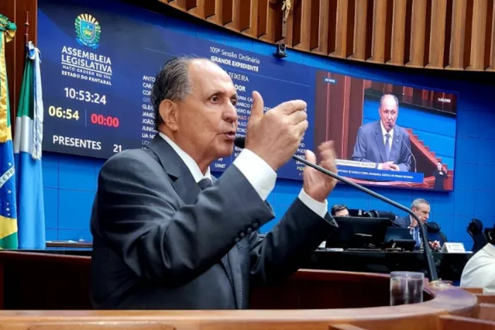 Zé Teixeira articula obras para Capital e segurança em Ivinhema