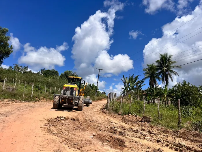 Alagoinhas: Mutirão da Seman beneficia Papagaio II e amplia ações de manutenção na cidade