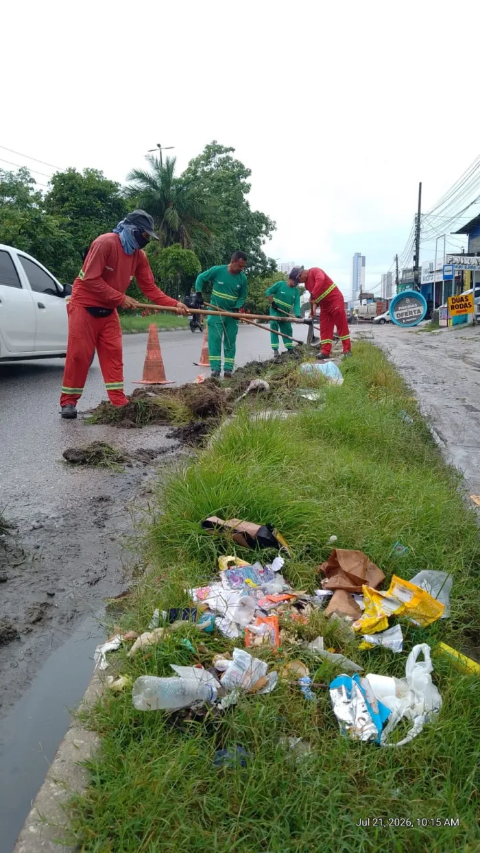 Emlur reforça serviços de limpeza em João Pessoa nesta segunda-feira após Dia dos Pais